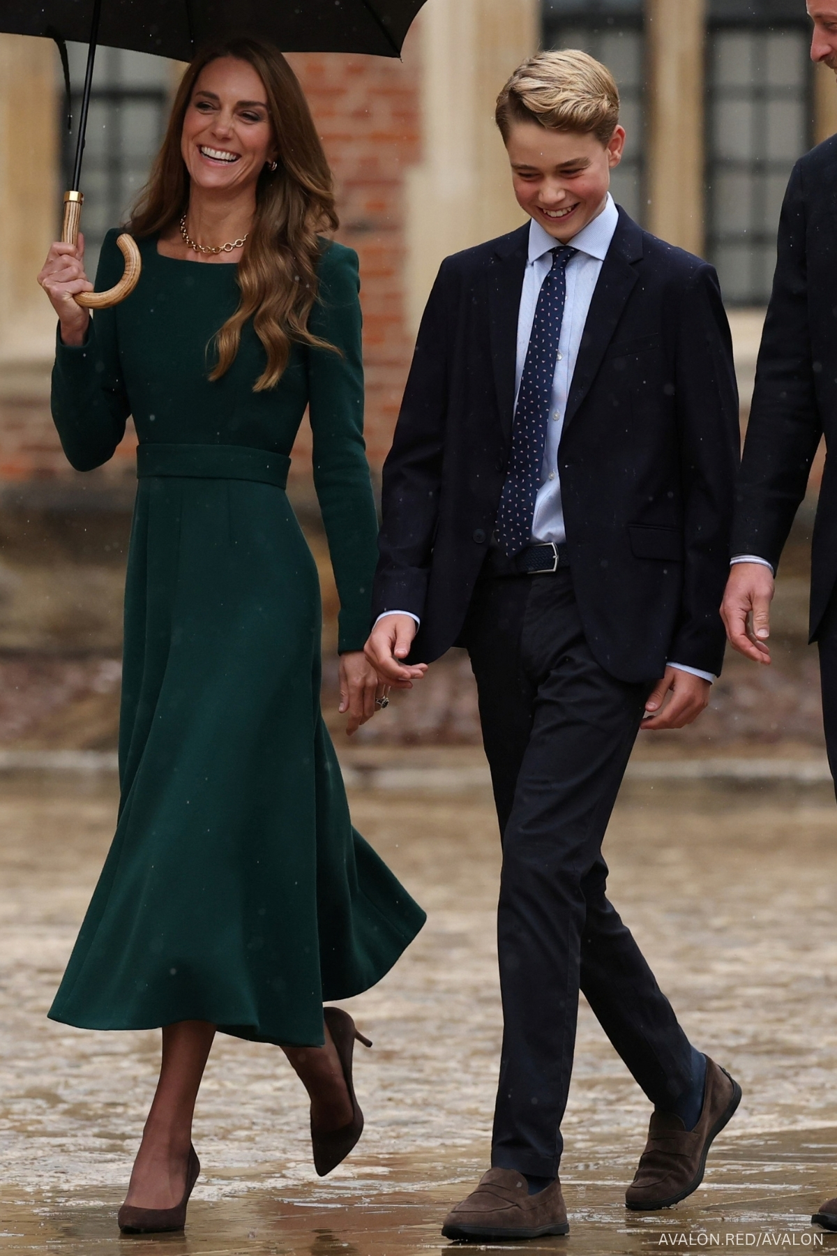 Kate Middleton wearing a deep green Emilia Wickstead dress for Prince George’s first day at Eton